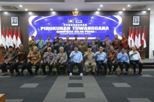 Pandaya bersama 19 pengurus Pirukunan Tuwanggana Kulon Progo Masa Bakti 2026-2031 usai dikukuhkan Bupati